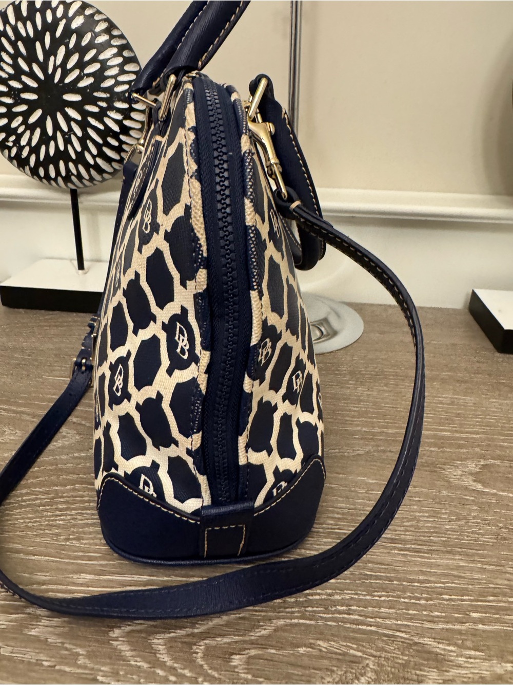 Dooney & Bourke Navy and white Patterned Satchel - Picture 14 of 16